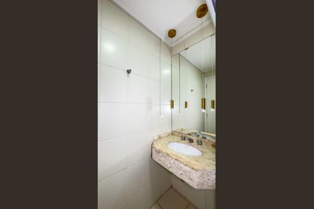 Apartamento para alugar com 183m², 3 quartos e 2 vagasBanheiro da Suíte 2
