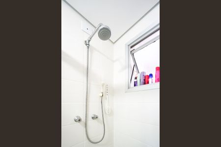 Apartamento à venda com 64m², 3 quartos e 1 vagaChuveiro