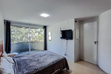 Apartamento à venda com 40m², 1 quarto e 1 vaga Apartamento à venda com 40m², 1 quarto e 1 vagaSuite