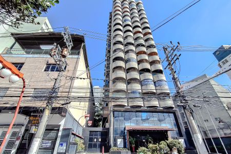 Apartamento à venda com 40m², 1 quarto e 1 vaga Apartamento à venda com 40m², 1 quarto e 1 vagaFachada - Plaquinha