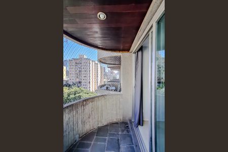 Apartamento à venda com 40m², 1 quarto e 1 vaga Apartamento à venda com 40m², 1 quarto e 1 vagaVaranda da Suíte