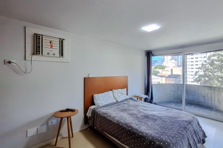 Apartamento à venda com 40m², 1 quarto e 1 vaga Apartamento à venda com 40m², 1 quarto e 1 vagaSuite
