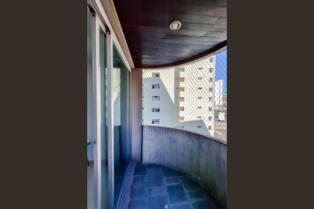 Apartamento à venda com 40m², 1 quarto e 1 vaga Apartamento à venda com 40m², 1 quarto e 1 vagaVaranda da Suíte
