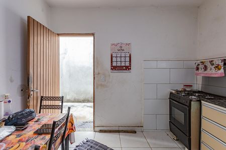 Casa à venda com 220m², 2 quartos e 5 vagas Casa à venda com 220m², 2 quartos e 5 vagasCozinha