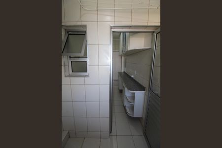 Apartamento para alugar com 60m², 3 quartos e 1 vagaÁrea de Serviço