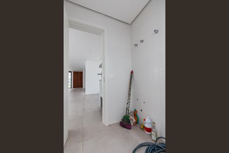 Casa de condomínio à venda com 200m², 3 quartos e 2 vagas Casa de condomínio à venda com 200m², 3 quartos e 2 vagasÁrea de Serviço