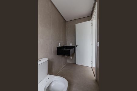 Casa de condomínio à venda com 200m², 3 quartos e 2 vagas Casa de condomínio à venda com 200m², 3 quartos e 2 vagasBanheiro da Suíte 2