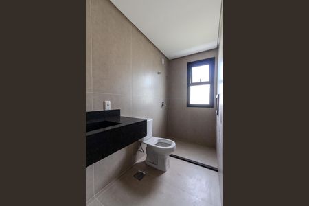 Casa de condomínio à venda com 200m², 3 quartos e 2 vagas Casa de condomínio à venda com 200m², 3 quartos e 2 vagasBanheiro da Suíte 1