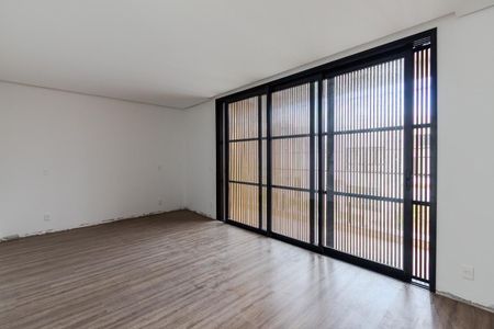 Casa de condomínio à venda com 200m², 3 quartos e 2 vagas Casa de condomínio à venda com 200m², 3 quartos e 2 vagasSuite 1