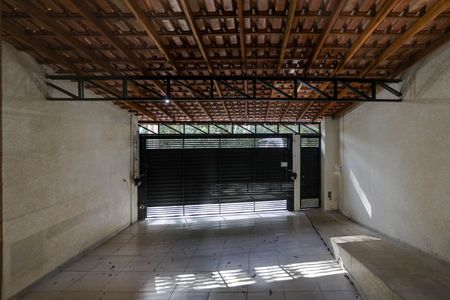 Casa para alugar com 100m², 4 quartos e 2 vagas Casa para alugar com 100m², 4 quartos e 2 vagasSala - Vista