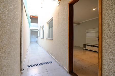 Casa para alugar com 100m², 4 quartos e 2 vagas Casa para alugar com 100m², 4 quartos e 2 vagasCorredor - Serviço