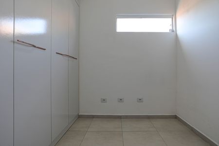 Casa para alugar com 100m², 4 quartos e 2 vagas Casa para alugar com 100m², 4 quartos e 2 vagasQuarto 1