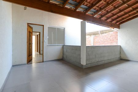 Casa para alugar com 100m², 4 quartos e 2 vagas Casa para alugar com 100m², 4 quartos e 2 vagasQuarto 3 - Terraço