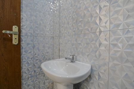 Casa para alugar com 100m², 4 quartos e 2 vagas Casa para alugar com 100m², 4 quartos e 2 vagasBanheiro - Quarto 4 - Serviço