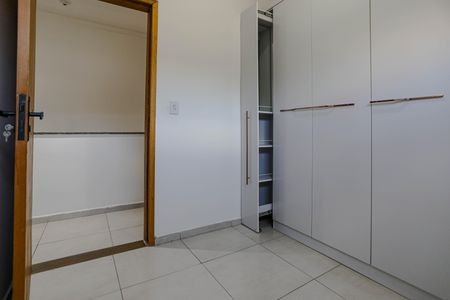 Casa para alugar com 100m², 4 quartos e 2 vagas Casa para alugar com 100m², 4 quartos e 2 vagasQuarto 1