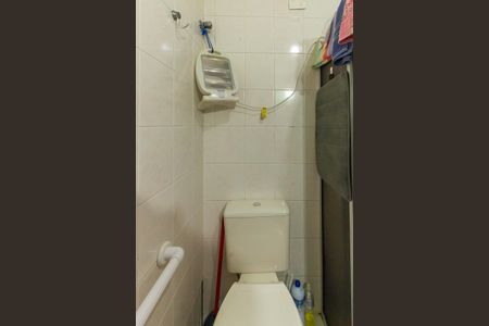 Apartamento à venda com 73m², 3 quartos e 1 vaga Apartamento à venda com 73m², 3 quartos e 1 vagaBanheiro Social