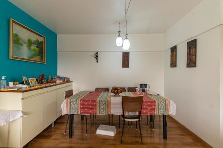 Apartamento à venda com 73m², 3 quartos e 1 vaga Apartamento à venda com 73m², 3 quartos e 1 vagaSala