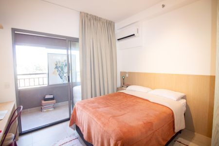 Sala / Quarto - Studio de kitnet/studio à venda com 1 quarto, 28m² em Santo Amaro, São Paulo