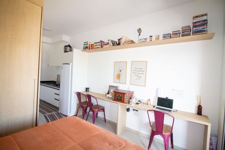 Studio para alugar com 28m², 1 quarto e sem vaga Studio para alugar com 28m², 1 quarto e sem vagaSala / Quarto - Studio