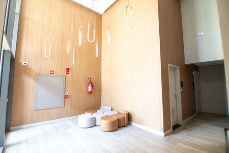 Studio para alugar com 28m², 1 quarto e sem vaga Studio para alugar com 28m², 1 quarto e sem vagaHall Social