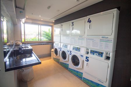 Studio para alugar com 28m², 1 quarto e sem vaga Studio para alugar com 28m², 1 quarto e sem vagaÁrea comum - Lavanderia