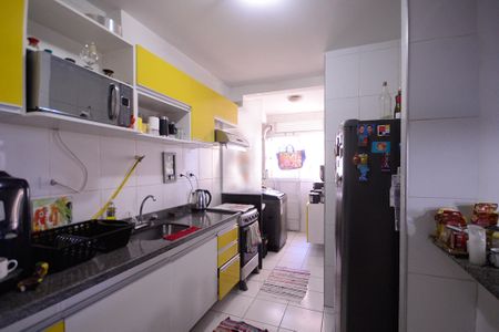 Apartamento à venda com 69m², 3 quartos e 2 vagas Apartamento à venda com 69m², 3 quartos e 2 vagasCozinha/Área de Serviço