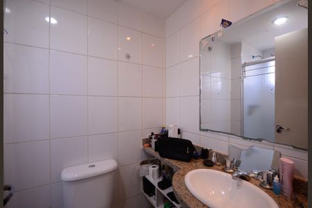 Apartamento à venda com 69m², 3 quartos e 2 vagas Apartamento à venda com 69m², 3 quartos e 2 vagasBanheiro Suite