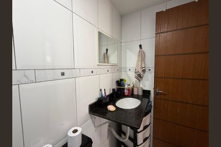 Apartamento à venda com 64m², 2 quartos e 1 vaga Apartamento à venda com 64m², 2 quartos e 1 vagaBanheiro