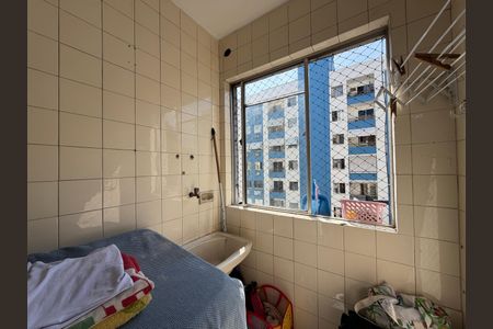 Apartamento à venda com 64m², 2 quartos e 1 vaga Apartamento à venda com 64m², 2 quartos e 1 vagaÁrea de serviço