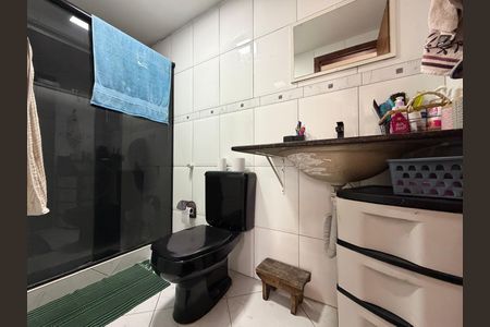 Apartamento à venda com 64m², 2 quartos e 1 vaga Apartamento à venda com 64m², 2 quartos e 1 vagaBanheiro