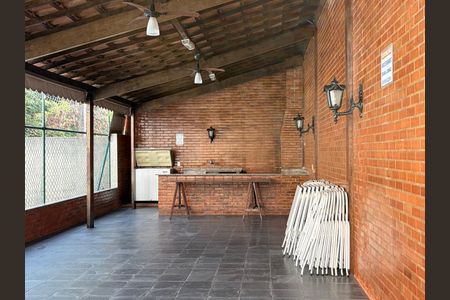 Apartamento à venda com 64m², 2 quartos e 1 vaga Apartamento à venda com 64m², 2 quartos e 1 vagaÁrea comum - Churrasqueira