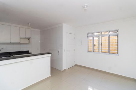 Sala de casa de condomínio para alugar com 1 quarto, 105m² em Vila Nivi, São Paulo