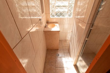 Casa à venda com 150m², 3 quartos e 1 vaga Casa à venda com 150m², 3 quartos e 1 vagaBANHEIRO
