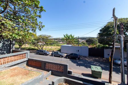 VISTA DO QUARTO 1 de casa para alugar com 3 quartos, 150m² em Conjunto Habitacional Vila Santana (sousas), Campinas