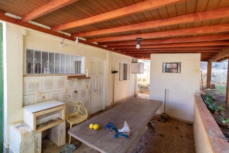 Casa à venda com 150m², 3 quartos e 1 vaga Casa à venda com 150m², 3 quartos e 1 vagaÁREA DE SERVIÇO