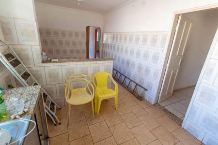 Casa à venda com 150m², 3 quartos e 1 vaga Casa à venda com 150m², 3 quartos e 1 vagaCOZINHA