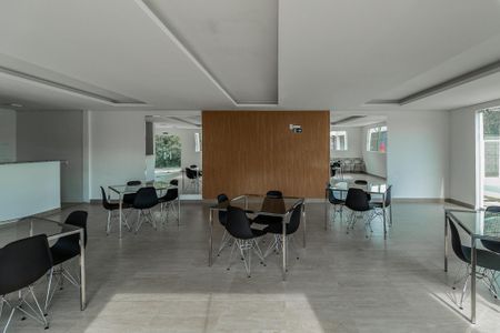 Apartamento para alugar com 49m², 2 quartos e 1 vagaÁrea comum - Salão de festas