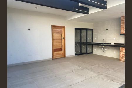 Casa para alugar com 93m², 2 quartos e 3 vagas