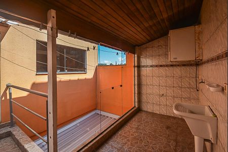 Casa para alugar com 250m², 3 quartos e 2 vagasÁrea de Serviço