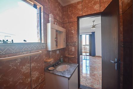 Casa para alugar com 250m², 3 quartos e 2 vagasBanheiro da Suíte 3