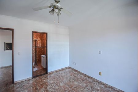 Casa para alugar com 250m², 3 quartos e 2 vagasQuarto 3 - Suíte