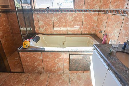 Casa para alugar com 250m², 3 quartos e 2 vagasBanheiro da Suíte 2