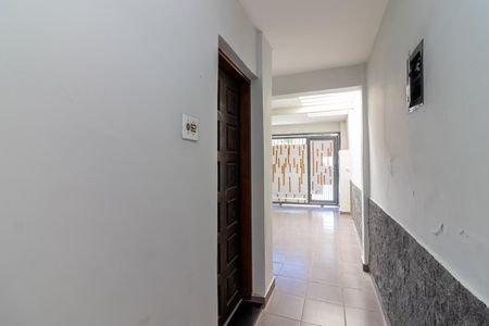 Casa à venda com 125m², 2 quartos e 2 vagasCorredor Lateral