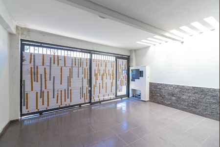 Casa à venda com 125m², 2 quartos e 2 vagasGaragem