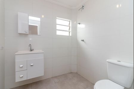 Casa à venda com 125m², 2 quartos e 2 vagasBanheiro da Suíte 2