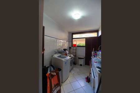 Casa de condomínio para alugar com 260m², 4 quartos e 2 vagas