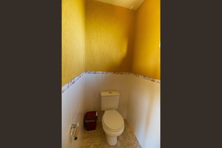 Casa de condomínio para alugar com 260m², 4 quartos e 2 vagas
