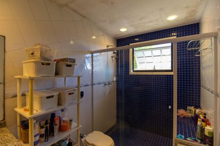 Casa de condomínio para alugar com 260m², 4 quartos e 2 vagas