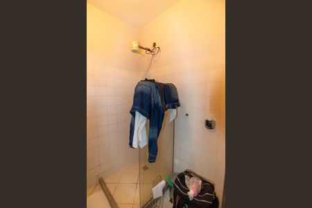 Casa de condomínio para alugar com 260m², 4 quartos e 2 vagas