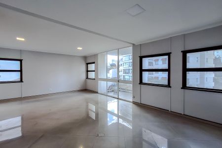 Apartamento à venda com 123m², 2 quartos e 1 vaga
